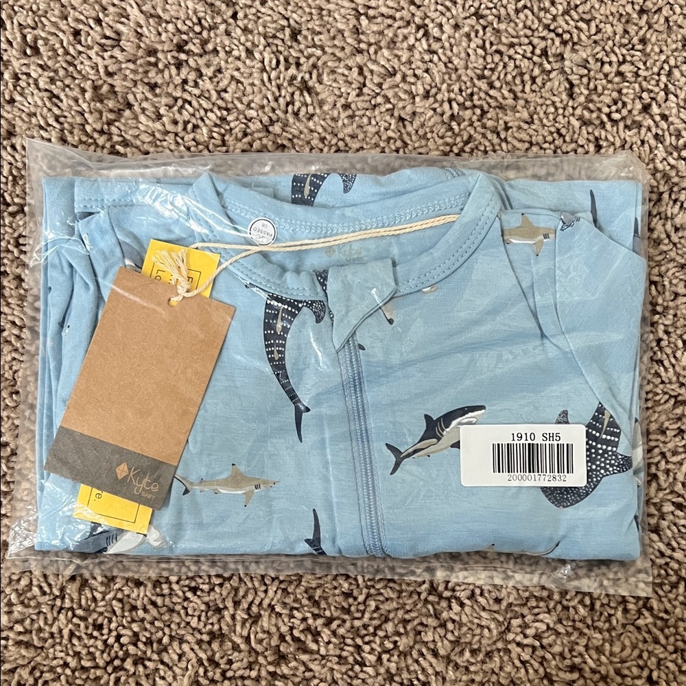 Kyte BABY Stream Shark Zippered Romper